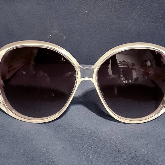 FENDI  Vintage Floral Embellished Sunglasses - Picture 2 of 10